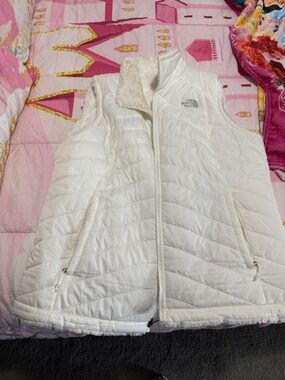 The North Face White Quilted Fleece-Lined Vest